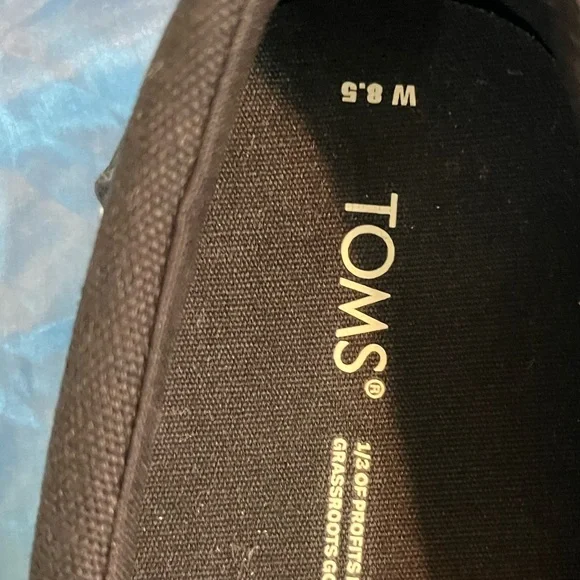 Toms Fenix Platform black with yellow floral platform 8.5 NWT - Picture 2 of 11